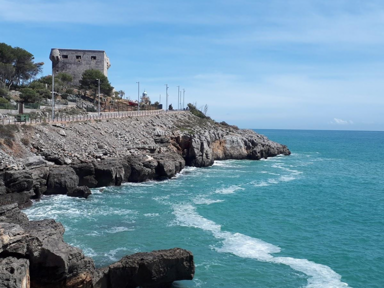 NAVEGAR POR LA COSTA